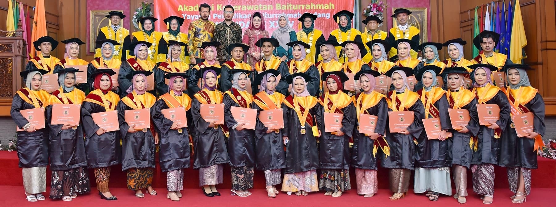 Wisuda ke-XXXV Akper Baiturrahmah